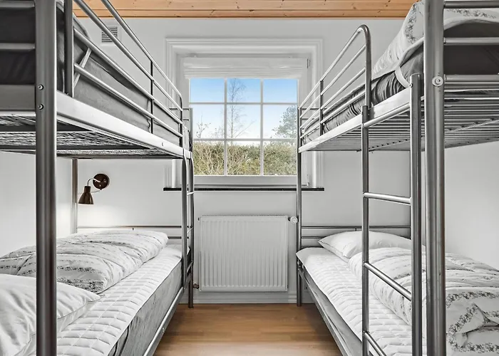 Lovely In With Wifi Holiday home