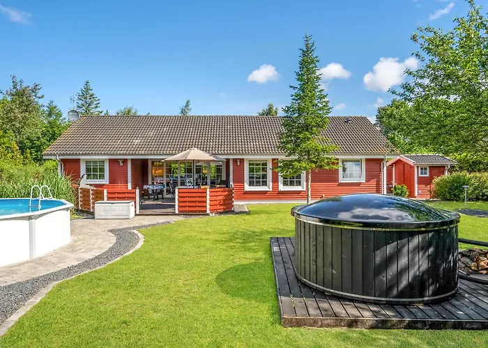 Lovely In With Wifi Holiday home *