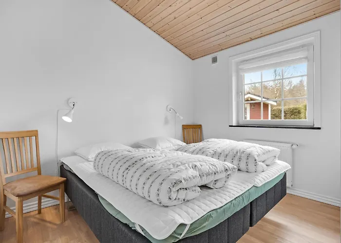 Lovely In With Wifi Holiday home